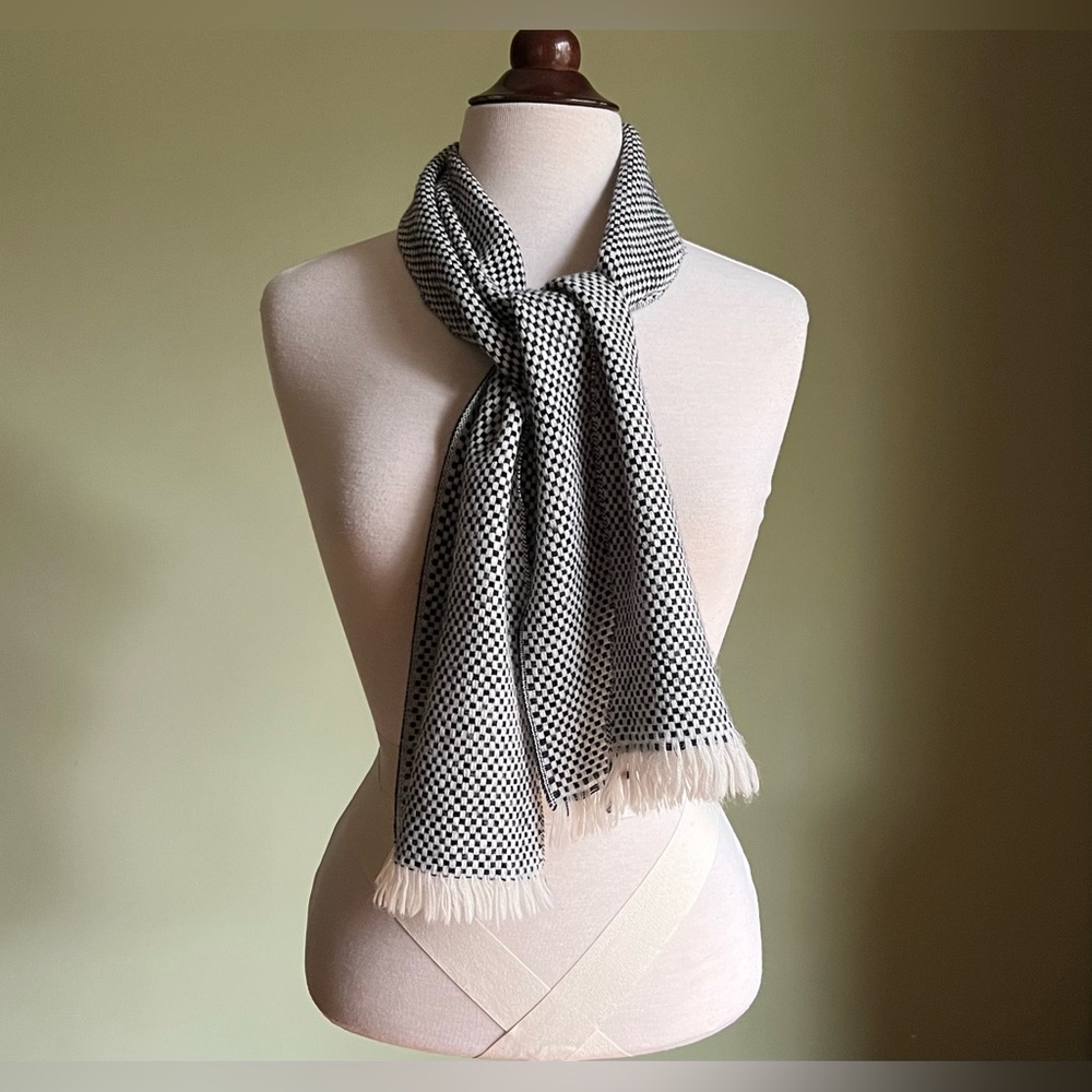 Vintage Checkered Scarf